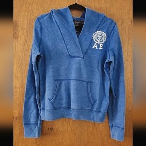 American Eagle Outfitters sweatshirt, size large, color blue